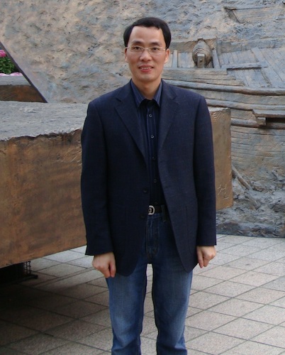 钟小勇照片av视频
20170303